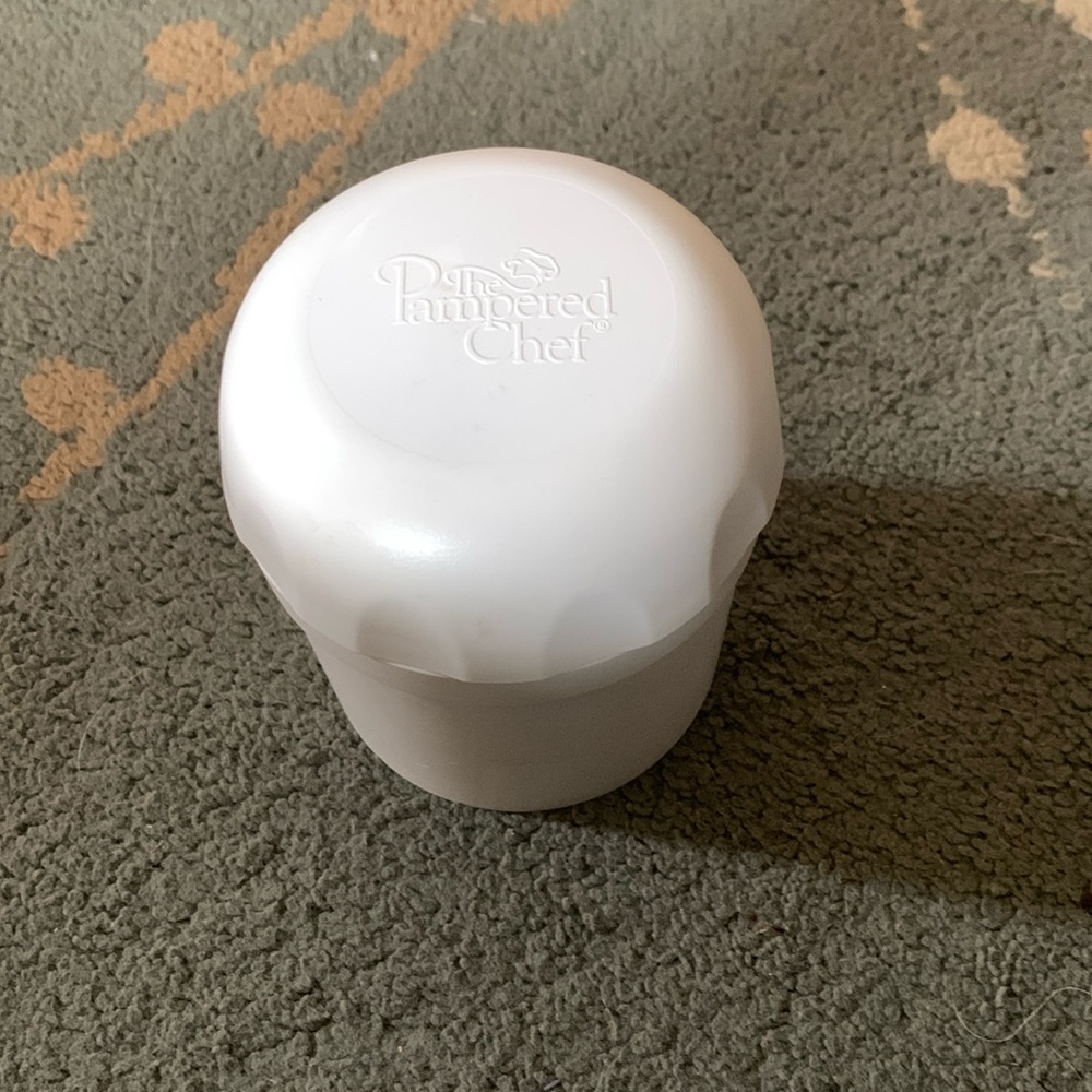 The Pampered Chef mini slicer